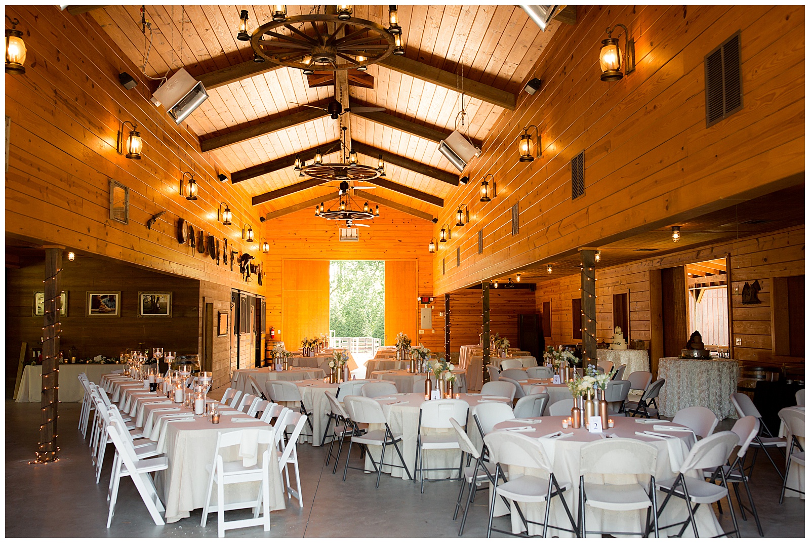 Atlanta_Wedding_Photographer_The_Reid_Barn_Cumming_Ga_0020.jpg